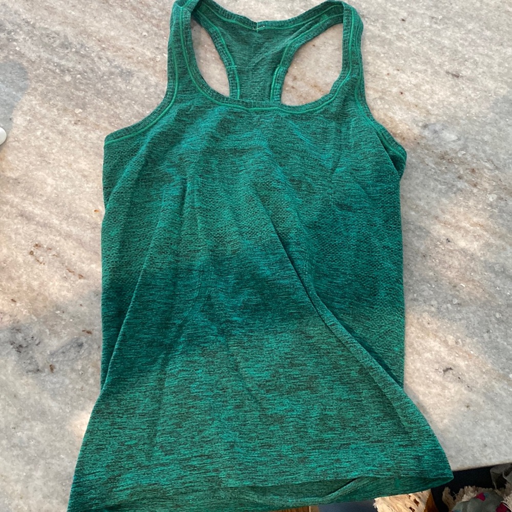 Green lululemon tank top